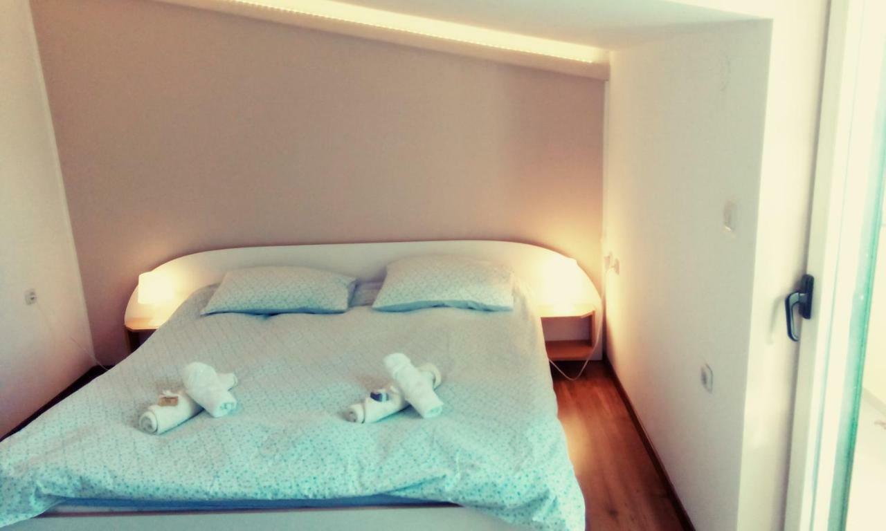 Apartments Meri Vodice Bagian luar foto